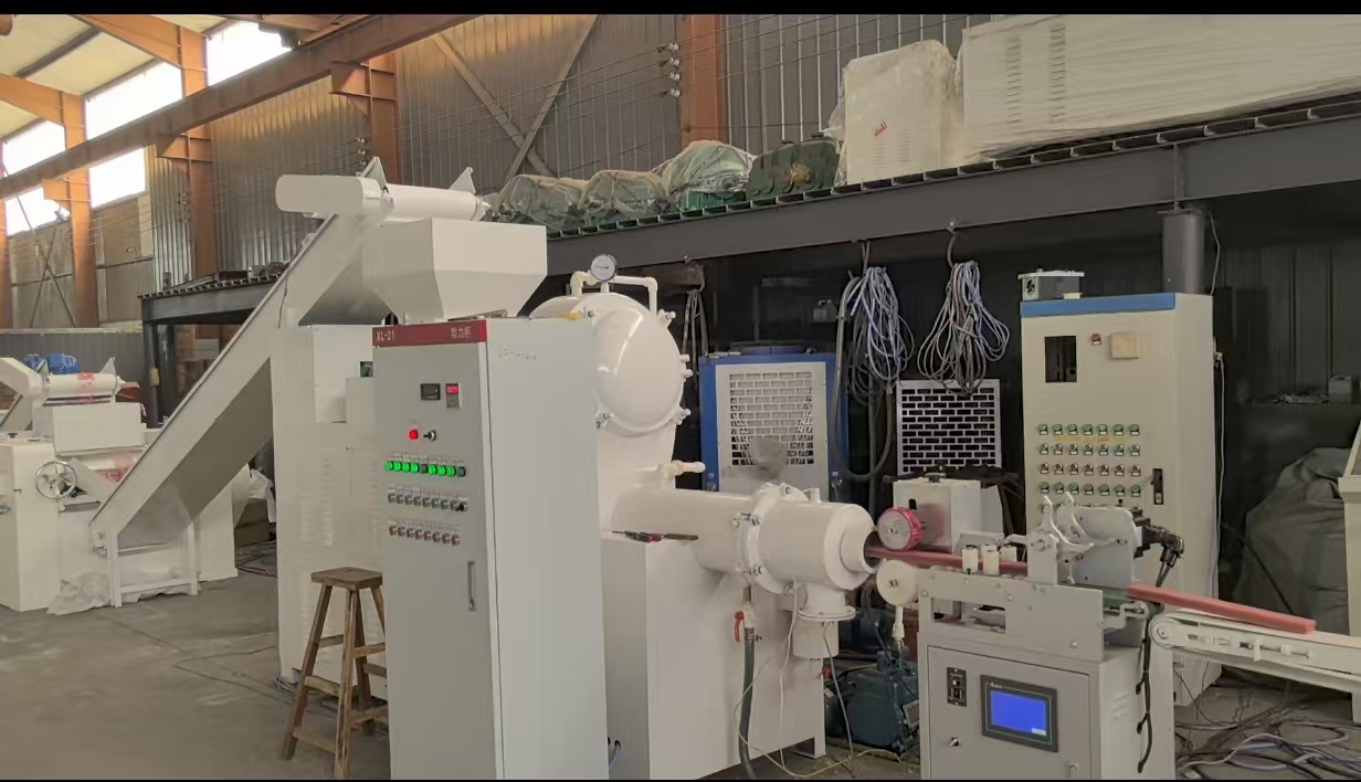 Fully Automatic 300kg/h Toilet Soap Finishing Production Line